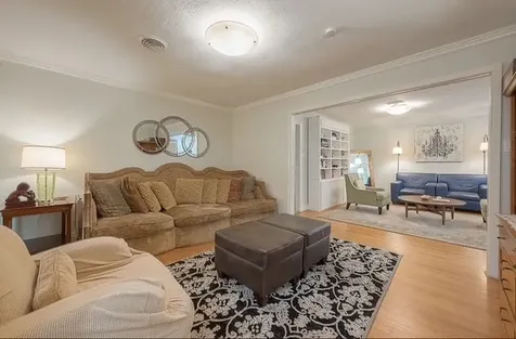 5203 Chesapeake Way Houston TX 77056