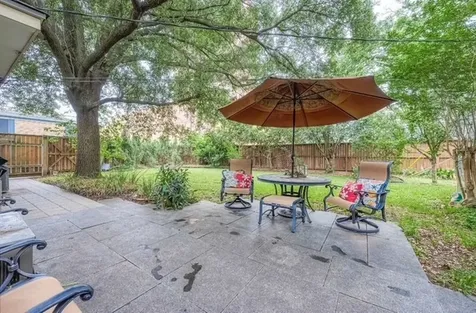 5203 Chesapeake Way Houston TX 77056