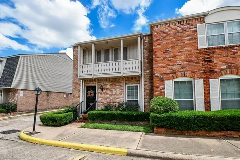 6335 Del Monte Drive 97 Houston TX 77057