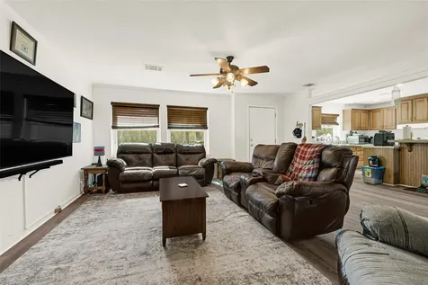 9222 Avenue C Liverpool TX 77577