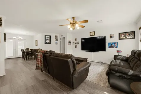 9222 Avenue C Liverpool TX 77577