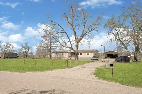 9222 Avenue C Liverpool TX 77577