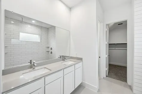 428 Summerset Landing Court Conroe TX 77304