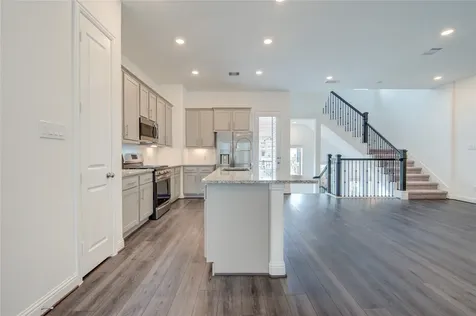 1417 Adell Rose Lane Houston TX 77043
