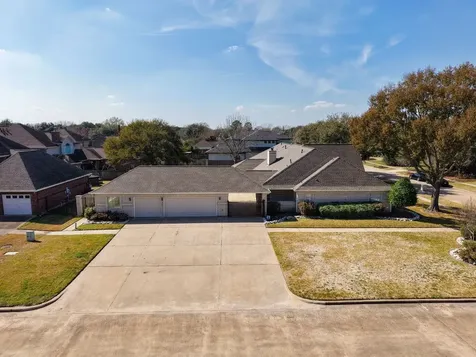 16001 Kevindale Court Houston TX 77040