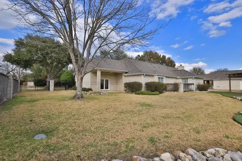 16001 Kevindale Court Houston TX 77040