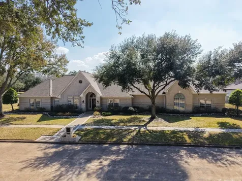 16001 Kevindale Court Houston TX 77040