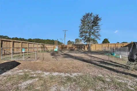 17347 Fm 1774 Plantersville TX 77363
