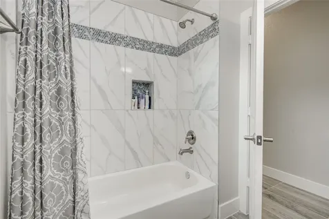 11707 Barwood Bend Drive Houston TX 77065