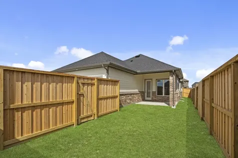 11816 South Pavillion Drive Mont Belvieu TX 77523