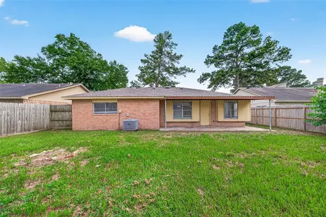 10126 Fernstone Lane Houston TX 77070