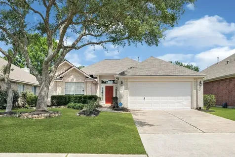 12106 Cyprus Field Houston TX 77070