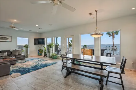 1617 Dick Bay Drive Dickinson TX 77539