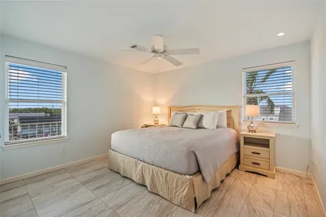 1617 Dick Bay Drive Dickinson TX 77539