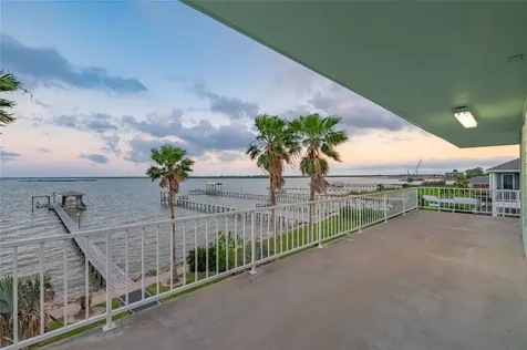 1617 Dick Bay Drive Dickinson TX 77539