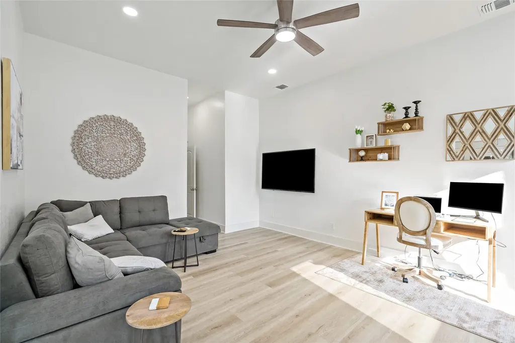 506 E Evergreen Street E San Antonio TX 78212