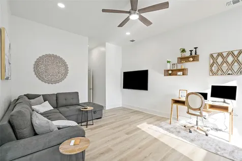 506 E Evergreen Street E San Antonio TX 78212