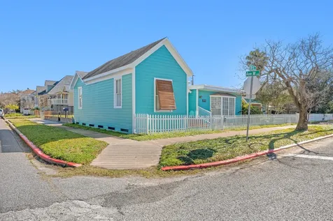 1302 15th Street Galveston TX 77550