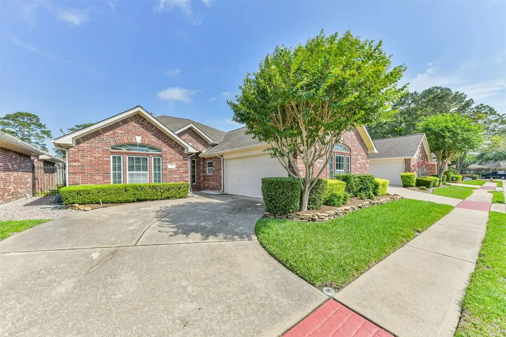 314 Parkwood Village Drive Friendswood TX 77546