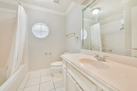 314 Parkwood Village Drive Friendswood TX 77546