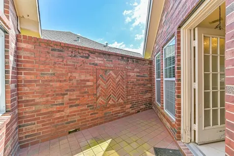 314 Parkwood Village Drive Friendswood TX 77546