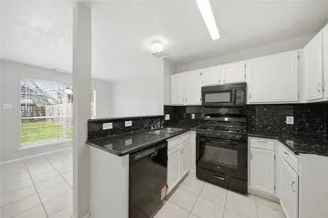 2034 Greenwest Drive Missouri City TX 77489