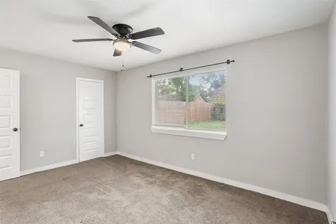 12226 Kings Meadow Drive Houston TX 77044