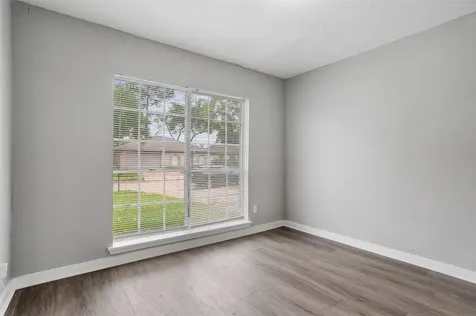 12226 Kings Meadow Drive Houston TX 77044