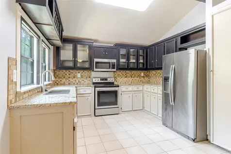 4459 Pettytown Road Dale TX 78616