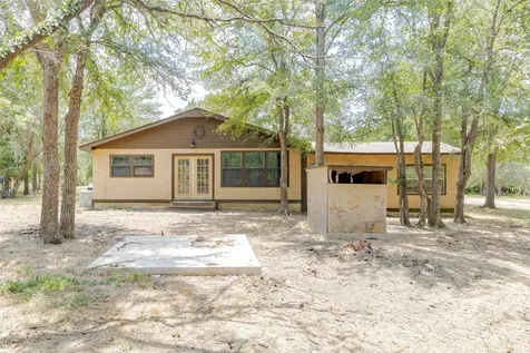 4459 Pettytown Road Dale TX 78616