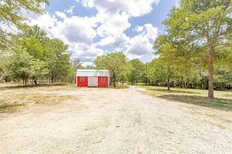 4459 Pettytown Road Dale TX 78616