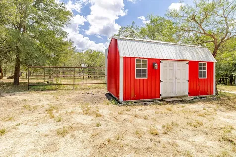 4459 Pettytown Road Dale TX 78616