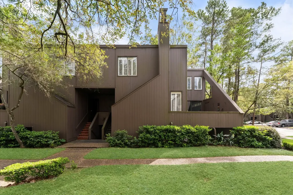 133 Litchfield Lane Houston TX 77024