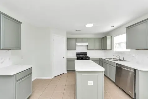 2610 Skyview Shadows Court Houston TX 77047