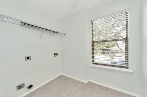 2610 Skyview Shadows Court Houston TX 77047