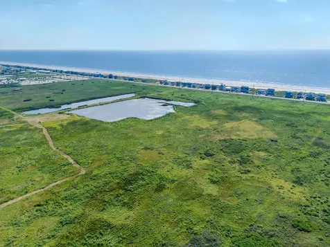 24374 Fm-3005 Galveston TX 77554