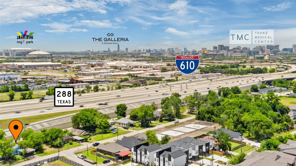 8402 Bassett Street Houston TX 77051