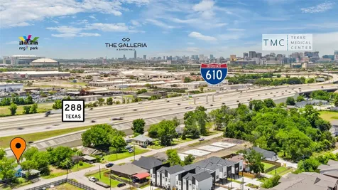 8402 Bassett Street Houston TX 77051