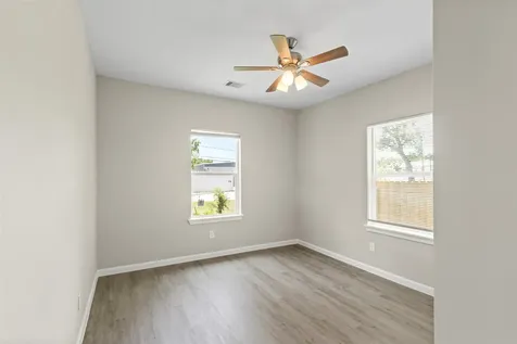 8402 Bassett Street Houston TX 77051