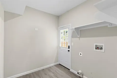8402 Bassett Street Houston TX 77051