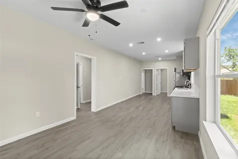 8402 Bassett Street Houston TX 77051
