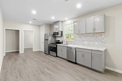 8402 Bassett Street Houston TX 77051