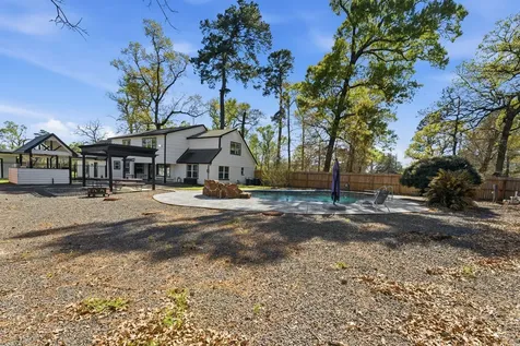 8526 Oakwood Drive Magnolia TX 77354