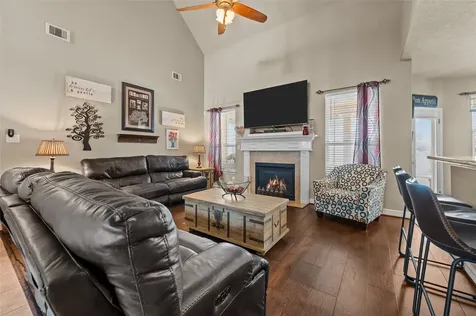 9723 Suffolk Downs Drive Mont Belvieu TX 77523