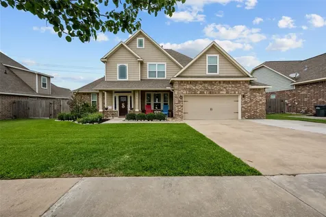 9723 Suffolk Downs Drive Mont Belvieu TX 77523
