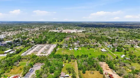 410 Jones Road Highlands TX 77562
