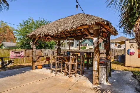 1714 Market Street Galveston TX 77550