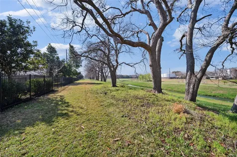 2106 Westshore Drive Missouri City TX 77459