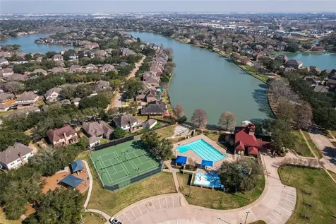 2106 Westshore Drive Missouri City TX 77459
