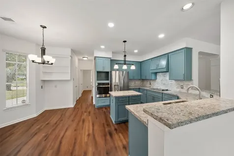 1123 Summer Brook Sugar Land TX 77479
